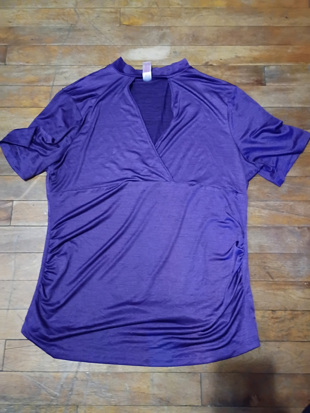 No Boundaries Deep Purple V-Neck Short Sleeve Top